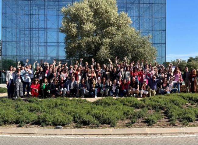 Banco Santander acogió las jornadas técnicas 2024 sobre la inteligencia artificial en la comunicación institucional